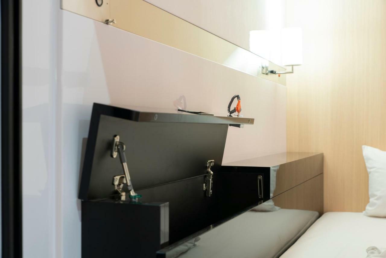 Firstcabin Kyoto Nijojo Екстериор снимка